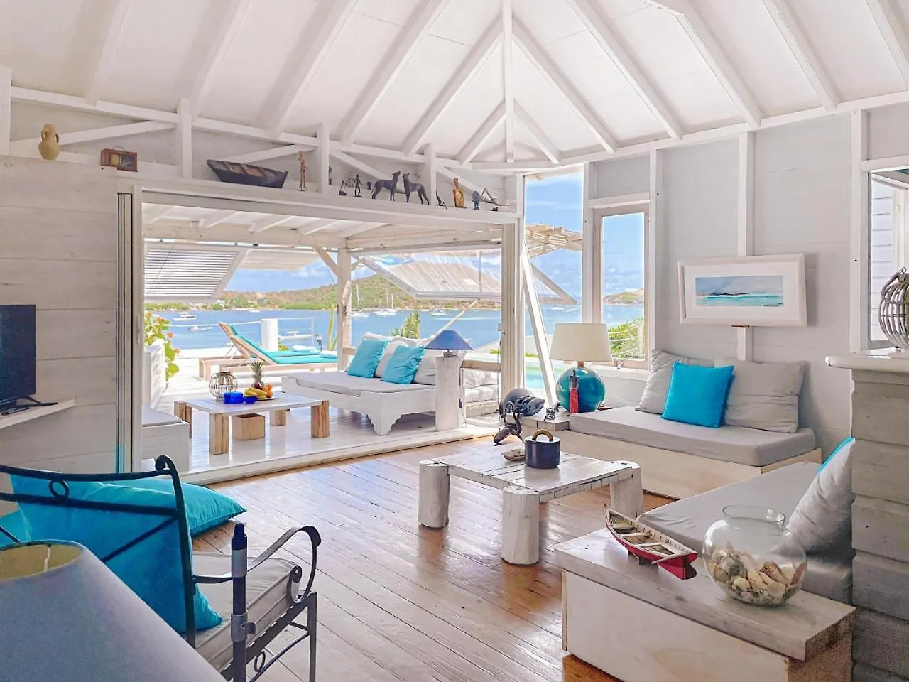 Ancre Bleue, Charming Villa With A Stunning View Of Pinel Island, 3 Bedrooms, 3 Bathrooms Cul de Sac Sint Maarten/Saint Martin