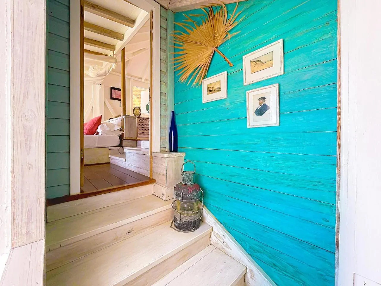 Ancre Bleue, Charming Villa With A Stunning View Of Pinel Island, 3 Bedrooms, 3 Bathrooms Cul de Sac Sint Maarten/Saint Martin